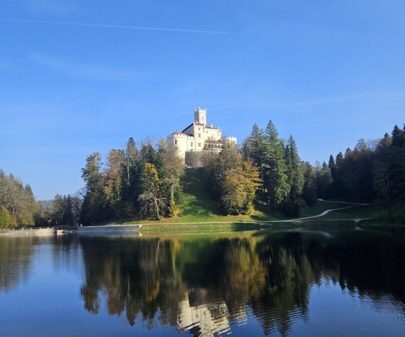 Učenici petih razreda na terenskoj nastavi u Trakošćanu